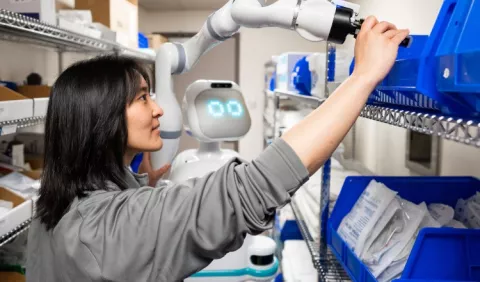 Robot que asiste a las enfermeras 