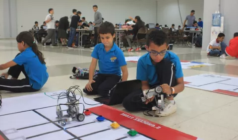 Preparativos para las Olimpiadas de Robótica 