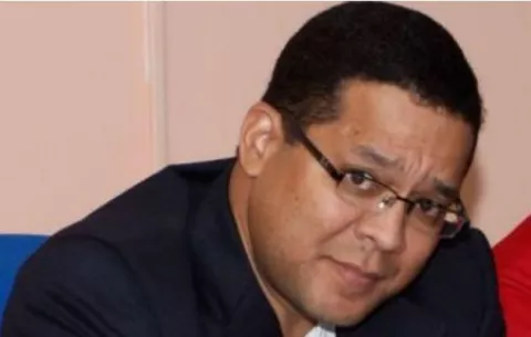 Rogelio Saltarín cerró su cuenta de Twitter tras cuestionamientos por armar casos contra exfuncionarios