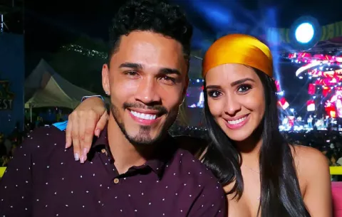 Rommelito celebra el amor con la noticia de que va a ser papá