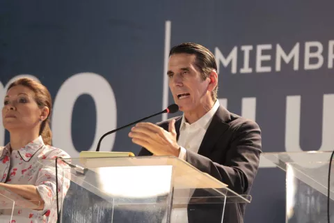 Rómulo Roux: 'Los jóvenes siempre tendrán en mí un aliado'