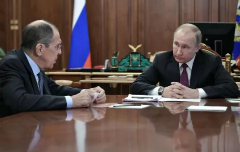 Putin responde a EEUU y renuncia al tratado INF de desarme atómico