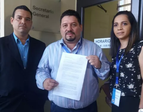 Samid Sandoval interpone advertencia de inconstitucionalidad contra el Tribunal Electoral