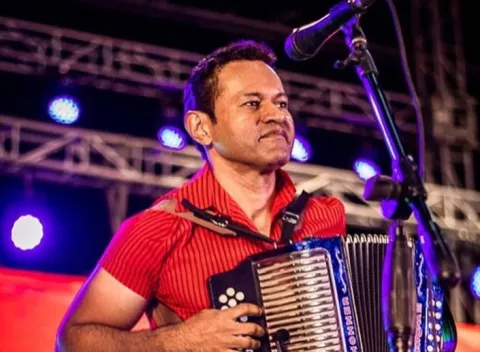 Samy Sandoval y Elmis Castillo casi caen en la manos de estafadores 