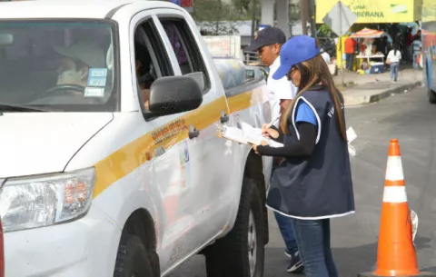 Sancionan a 97 conductores por uso indebido de vehículos del Estado