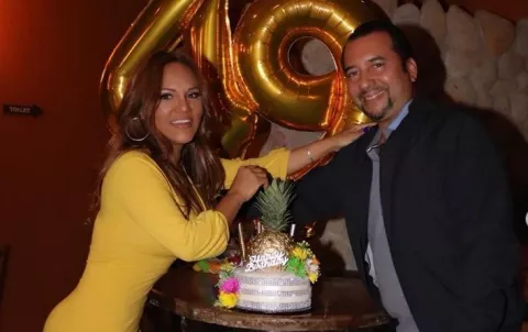 Sandra Sandoval celebró su cumpleaños 49 en una velada íntima