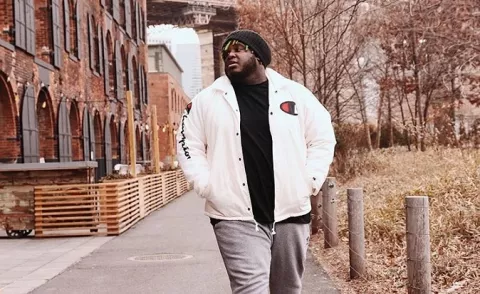 Sech estrena su álbum "Sueños" y causa revuelo entre sus seguidores