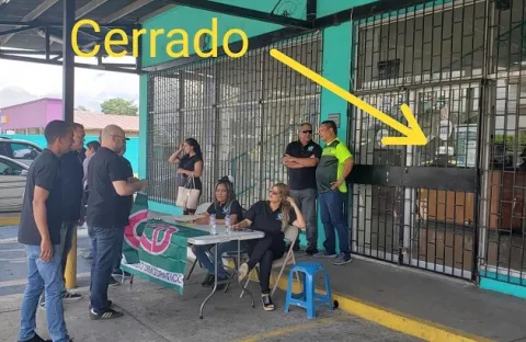 Cierran sede de Cambio Democrático tras recolección de firmas para convocatoria extraordinaria