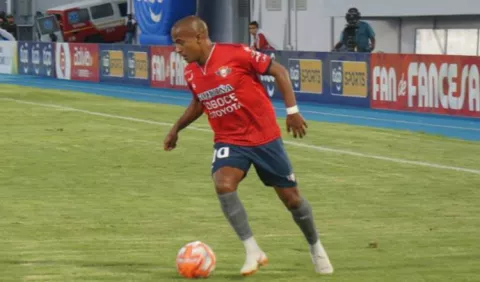 Indignación en Bolivia por insultos racistas contra un futbolista