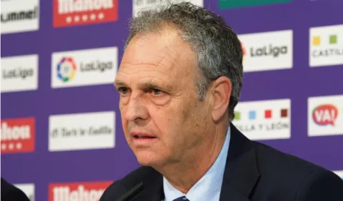 Entrenador del Sevilla lucha contra la leucemia