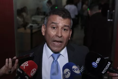 Sidney Sittón denuncia que Fiscalía ‘no conoce las pruebas’ en caso contra Ricardo Martinelli