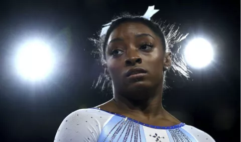 Simone Biles resplandece en el mundial de gimnasia