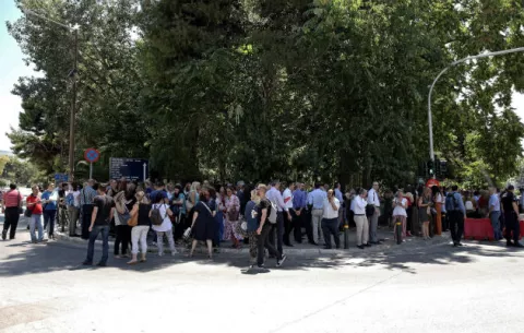 Un terremoto de magnitud 5,1 sacude Atenas y deja una turista herida leve