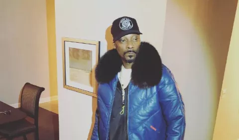 Snoop Dogg ordena marihuana al sobrino de Meghan 