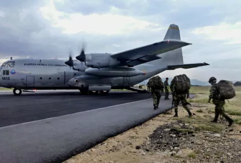 Mueren nueve disidentes de las FARC en una gran operación militar en Colombia