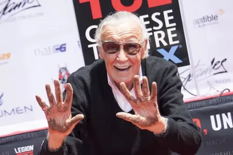 Ponen a la venta departamento de Stan Lee