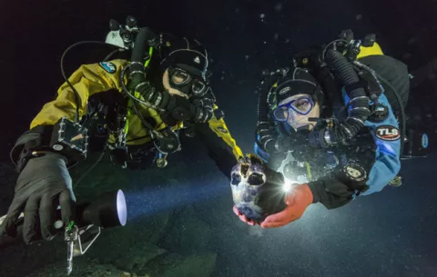 Adictos a adrenalina descubren "Naia" y abren enorme ventana a la prehistoria