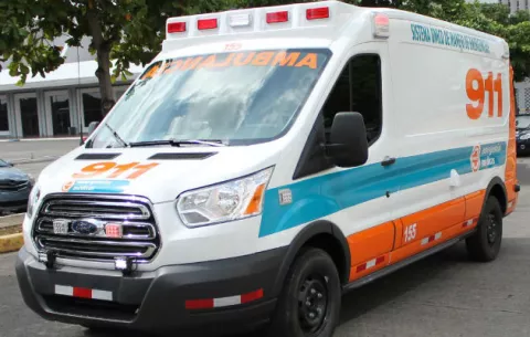 Policía se suicida, tras lanzarse  desde el balcón de un hotel de playa en Coclé