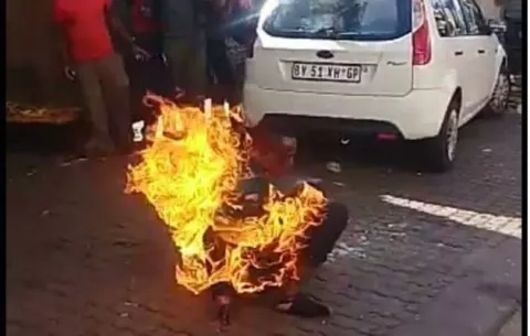 Ascienden a siete los muertos por violencia xenófoba en Sudáfrica