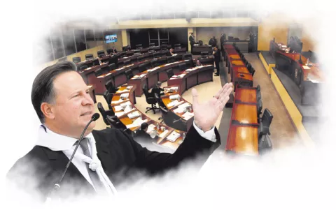'Imprudente', llamado de Juan Carlos Varela a sesiones extraordinarias