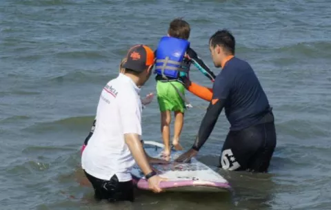 La Fundación Autism Wave hará terapias en el mar