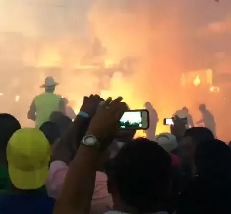El "topón" puso fin al Carnaval tableño