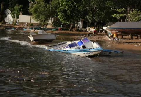 Tormenta Lorena causa algunos estragos en la costa del Pacífico mexicano