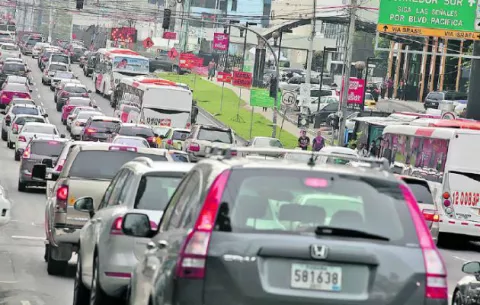 Tráfico, falta de estacionamientos, uso de la tecnología y el fiado son algunos de los desafíos de las empresas de logística 