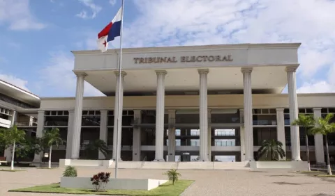 Tribunal Electoral llama a comparecer al dueño del Twitter de Cambio Democrático 