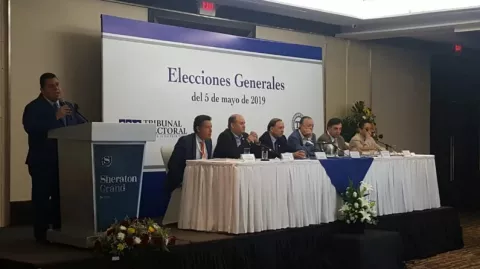 Unión Interamericana de Organismos Electorales presenta informe al Tribunal Electoral