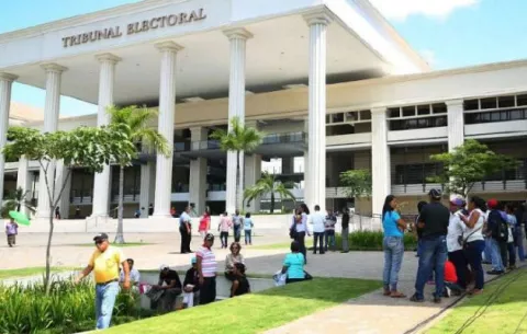 Prevén demanda  millonaria contra decisión del Tribunal Electoral 