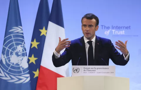 Trump ataca a Macron por sus "bajos niveles de popularidad"