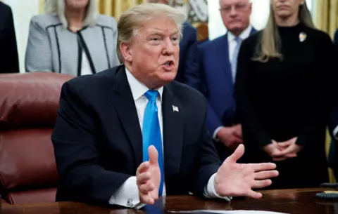 The Washington Post y The New York Times son duramente criticados por Trump