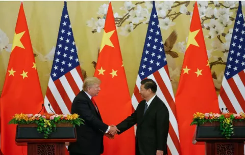 EE.UU. amenaza a China con más aranceles si no hay avances en reunión