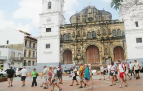 Urgen políticas de promoción en turismo 