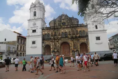 Panamá aseguró que el conflicto del Canal no perjudicó al  turismo