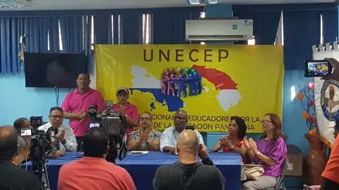 Educadores dan plazo de 100 días a Laurentino Cortizo antes de tomar acciones