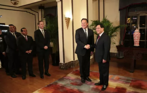 Juan Carlos Varela inaugura pabellón empresarial y comercial de Panamá en Feria de China