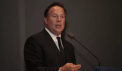 Juan Carlos Varela viaja a China desafiando advertencias de Mike Pompeo