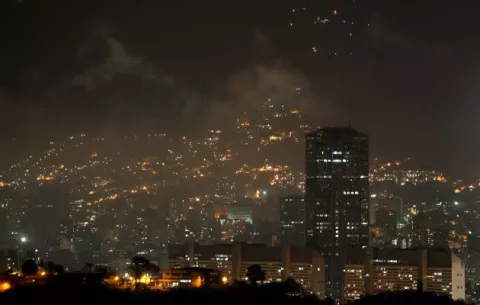 Aseguran que el apagón ya cobró la vida de más de 80 personas en Venezuela