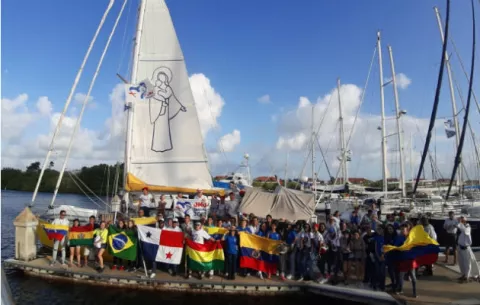 Llegan peregrinos de Francia en veleros al área de Sherman en la provincia de Colón
