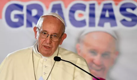 Papa Francisco pide solución justa y pacífica para superar crisis en Venezuela