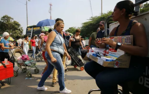 Llega a Cúcuta la primera parte de ayuda humanitaria para entregar en Venezuela
