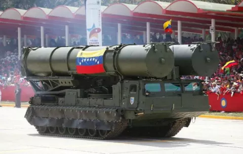 Fuerza Armada Nacional Bolivariana de Venezuela despliega batería de misiles rusos
