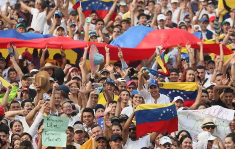 Comienza en Cúcuta el multitudinario concierto "Venezuela Aid Live"