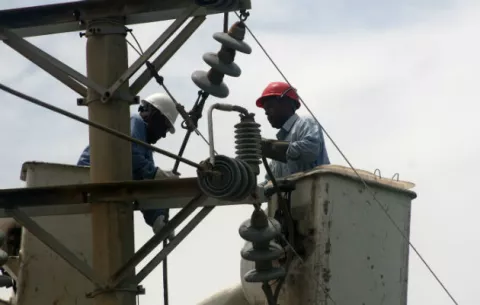 Falta de agua y luz, reportan los 40 hospitales más importantes de Venezuela