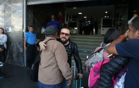 Fundamedios pide al Gobierno de Venezuela que desista en deportar a reporteros