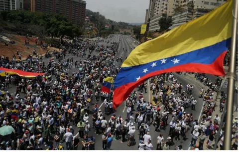 Al menos ocho personas han sufrido lesiones en Caracas debido a la violencia