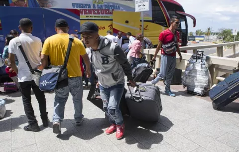Venezolanos podrán ser repatriado durante jornada "especial" del gobierno