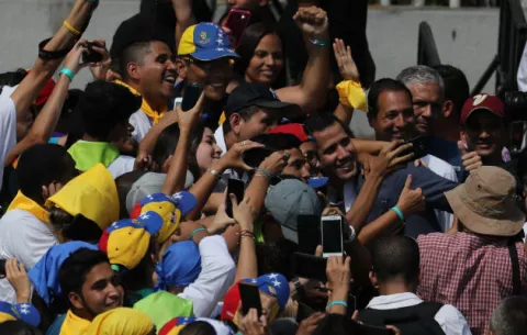 Guaidó está dispuesto a "hacer lo necesario" para que la ayuda entre a Venezuela